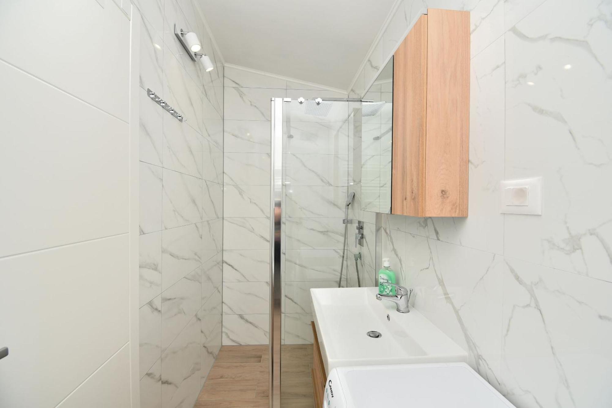 Apartments Ester Funtana Exterior photo